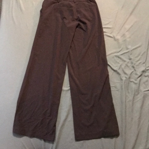 Women’s dress pants EUC - Picture 2 of 3